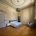 Palazzo Del '700 Fara Novarese