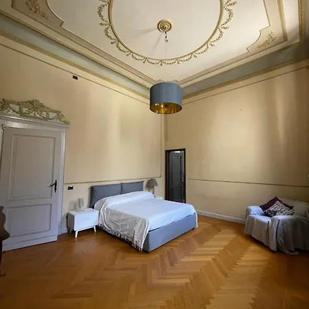 Gasthuis Palazzo Del '700 Fara Novarese